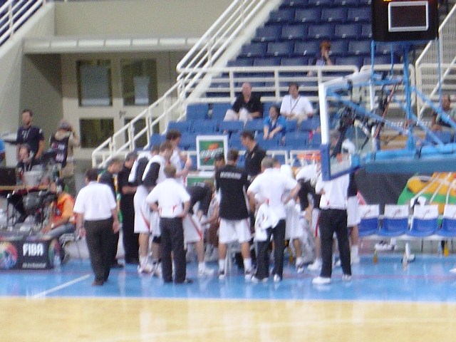 �h�C�c��\�`�[��