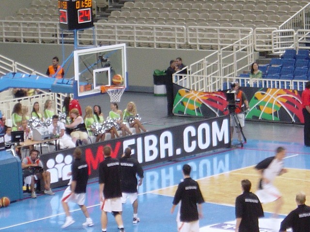 �h�C�c��\�`�[��