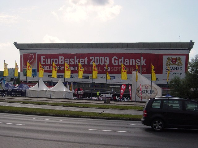 �I���r�A�z�[��[Hala&nbsp;Sportowo-Windowiskowa&nbsp;Olivia]