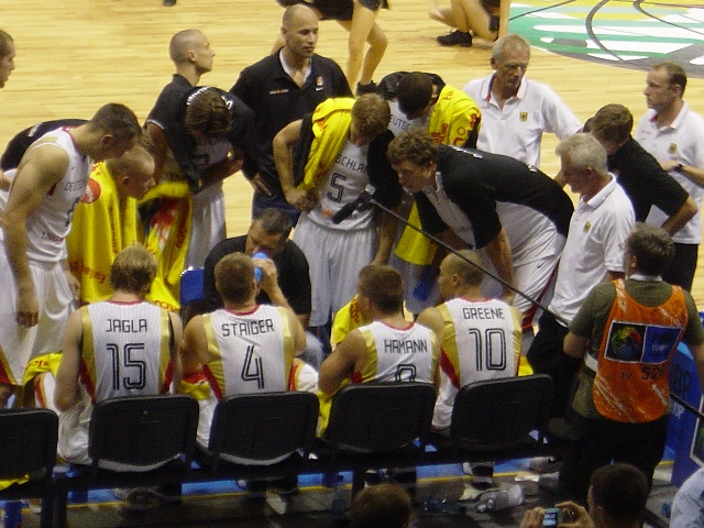 �h�C�c��\�`�[��