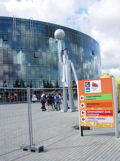 �V���E���C�A���[�i[Šiaulių&nbsp;arena]