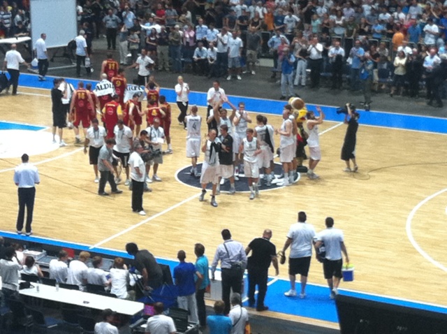 �h�C�c-�}�P�h�j�A