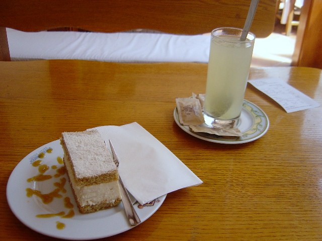 �`�[�Y�P�[�L�ƃ����l�[�h