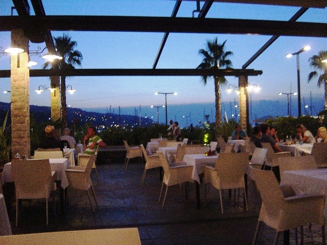 ���X�g���A[La&nbsp;Storia]