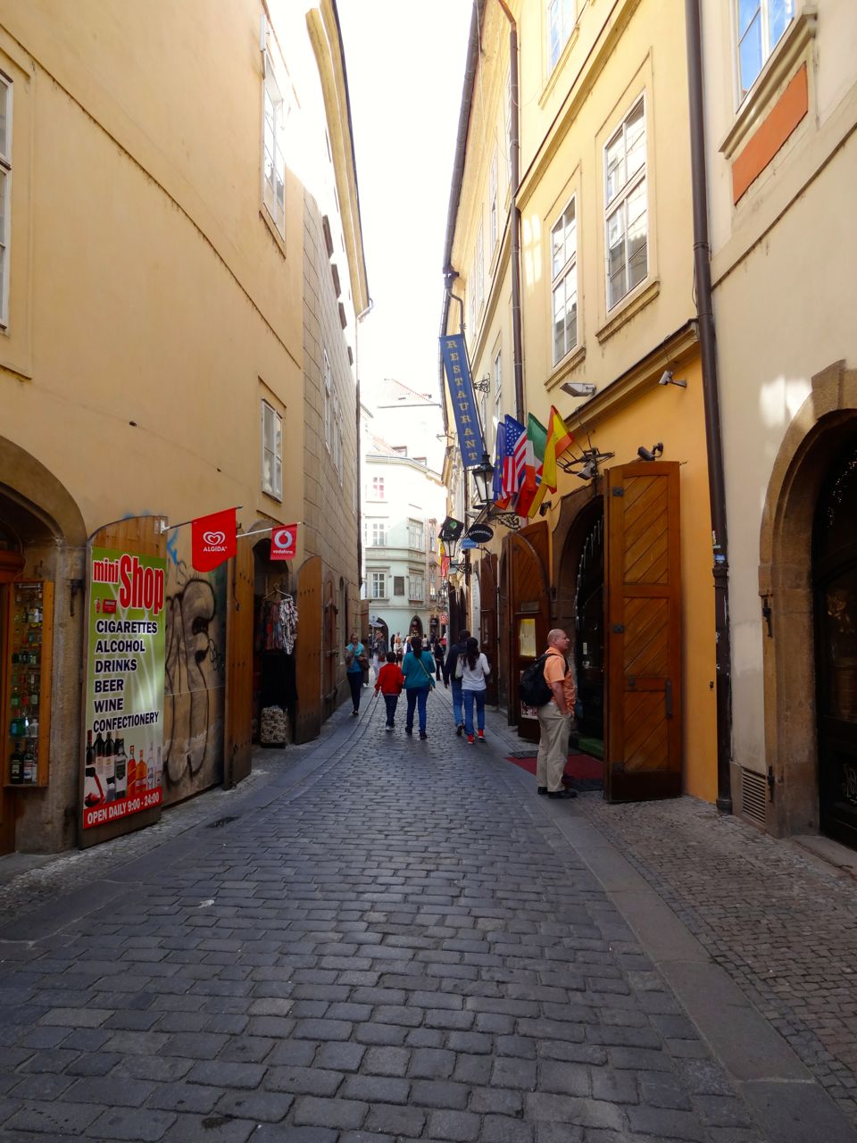 �v���n�̊X