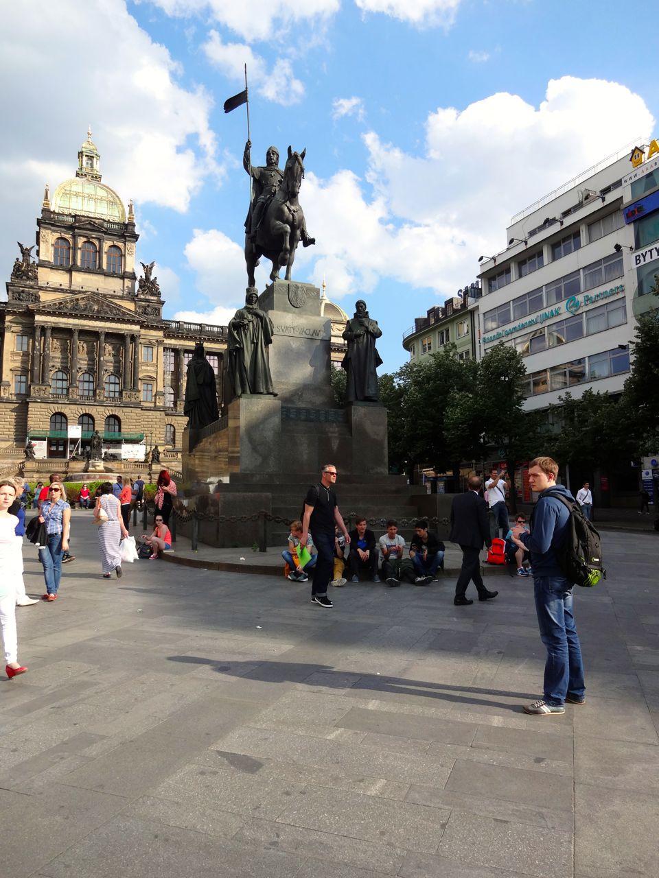 ���@�[�c���t�L��[Václavské&nbsp;náměstí]