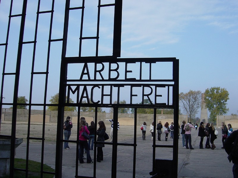 �U�N�Z���n�E�[���������e����[Gedenkstätte&nbsp;und&nbsp;Museum&nbsp;Sachsenhausen]