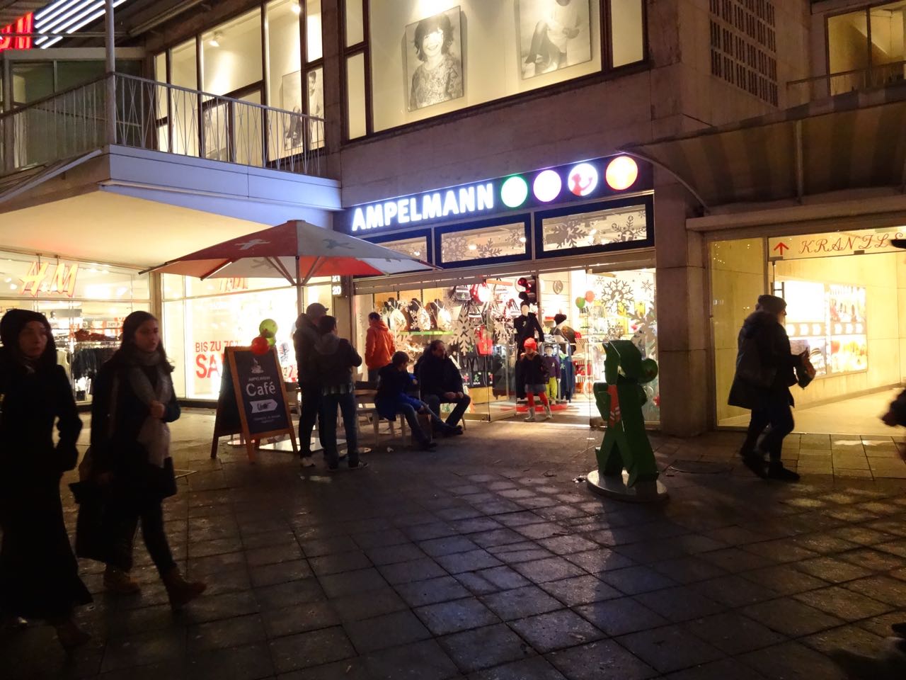 �A���y���}���V���b�v[Ampelmann&nbsp;Shop]