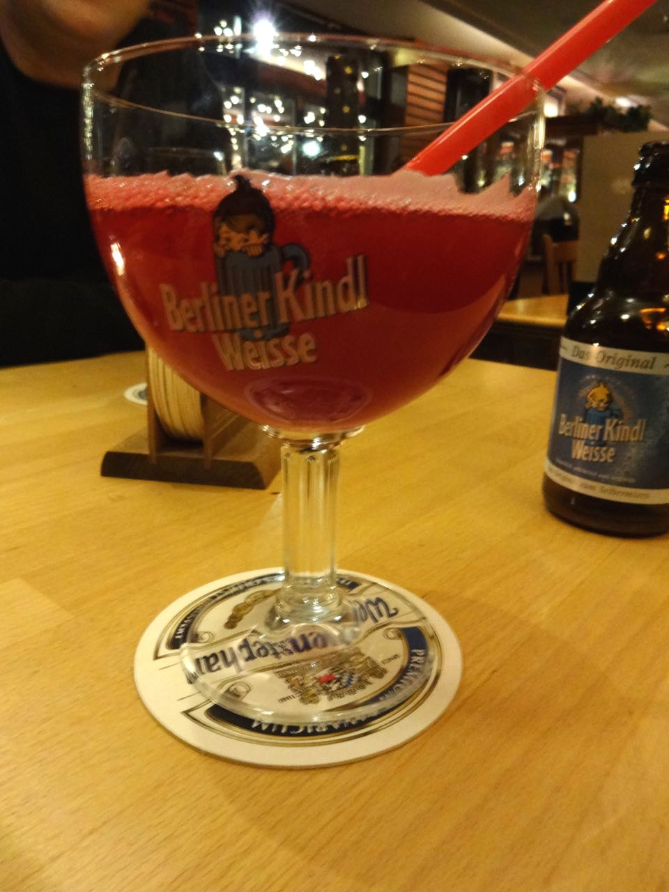 �_�X�n�E�X�f�A100�r�G��[Das&nbsp;Haus&nbsp;der&nbsp;100&nbsp;Biere]