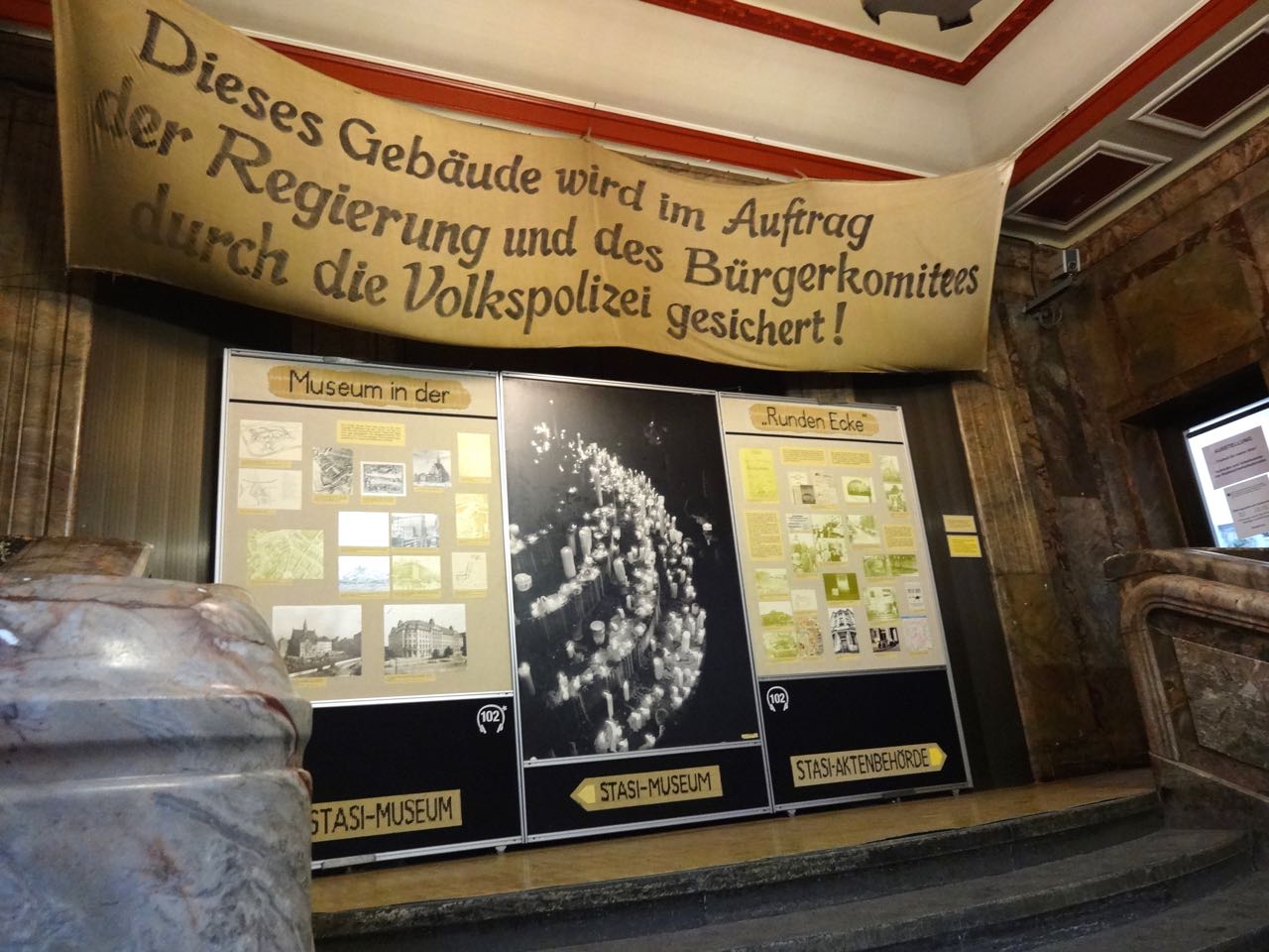 �����ƕۈ��ȋL�O��[Museum&nbsp;in&nbsp;der&nbsp;Runden&nbsp;Ecke]