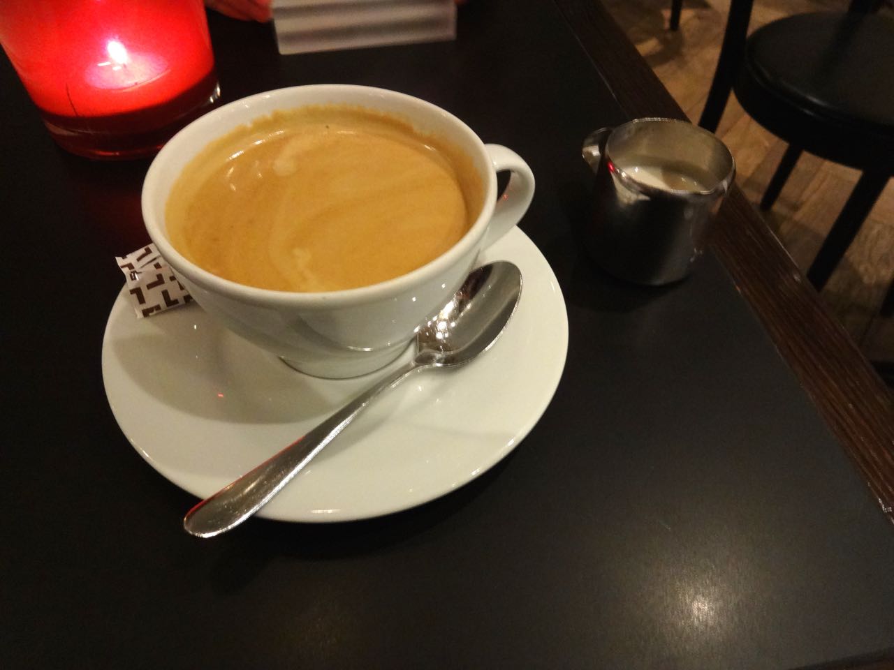 �J�t�F���C�g�|���g[Cafe&nbsp;Luitpold]