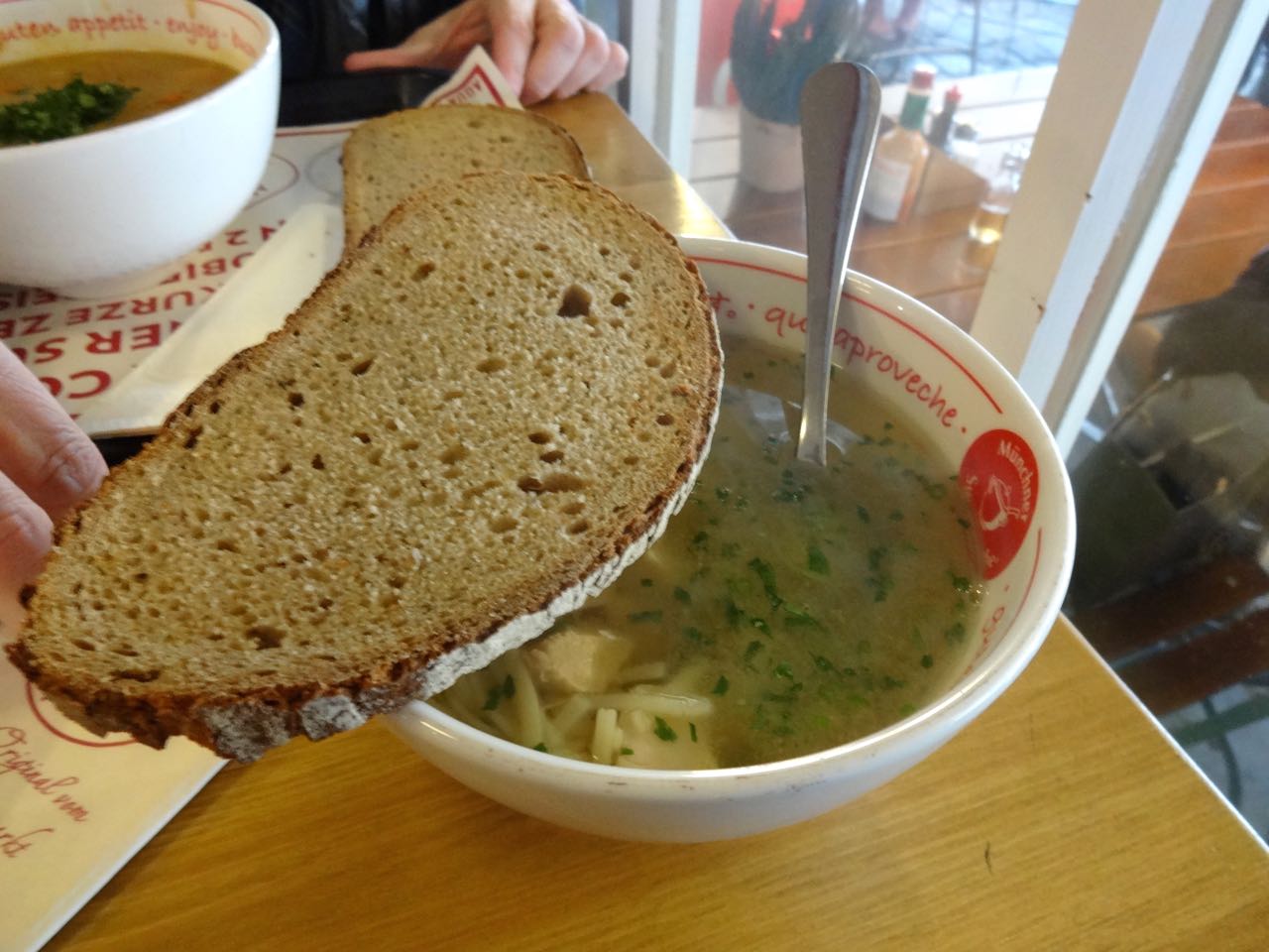 �~�����w�i�[�Y�b�y���L���b�q�F[Münchner&nbsp;Suppenküche]