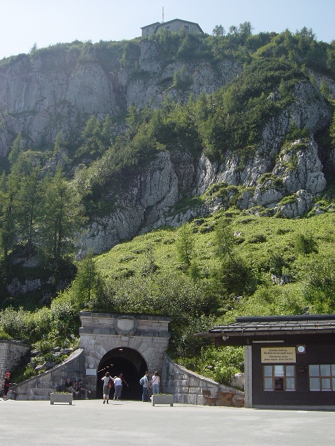 �P�[���V���^�C���p�[�N�v���b�c[Kehlstein-Parkplatz]