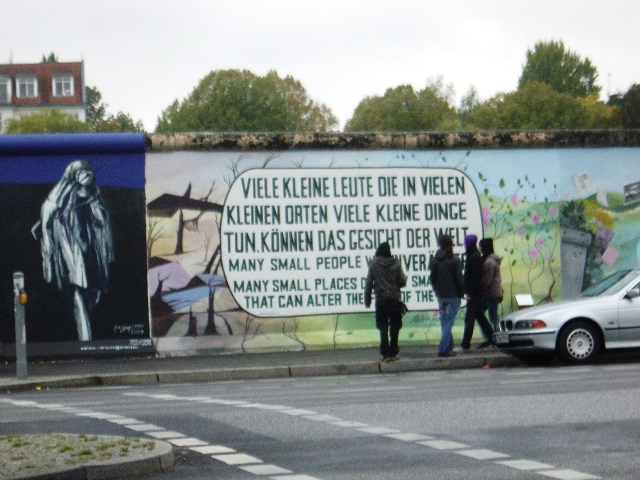 �C�[�X�g�T�C�h�M�������[[East&nbsp;Side&nbsp;Gallery]