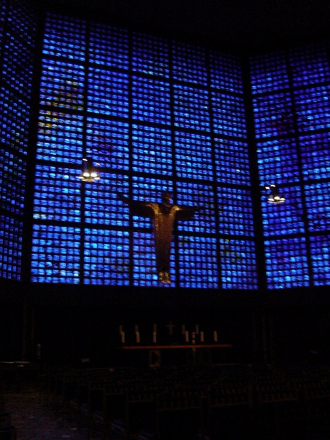 �J�C�U�[���B���w�����L�O����[Kaiser-Wilhelm-Gedächtnis-Kirche]