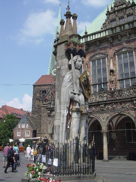 ���[�����g��[Roland]