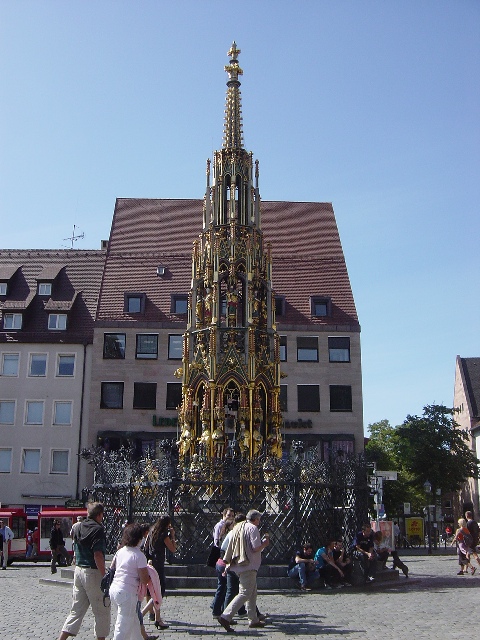 �����̐�[Schöner&nbsp;Brunnen]