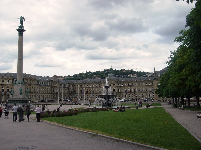 �{�a�L��[Schloßplatz]