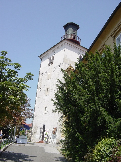 ���g���V���`���N��[kula&nbsp;Lotrščak]