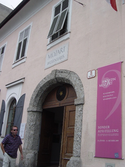 ���[�c�@���g�̏Z��[Mozart-Wohnhaus]