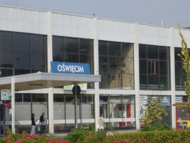 �I�V�t�B�G���`���w[Dworzec&nbsp;Oświęcim]