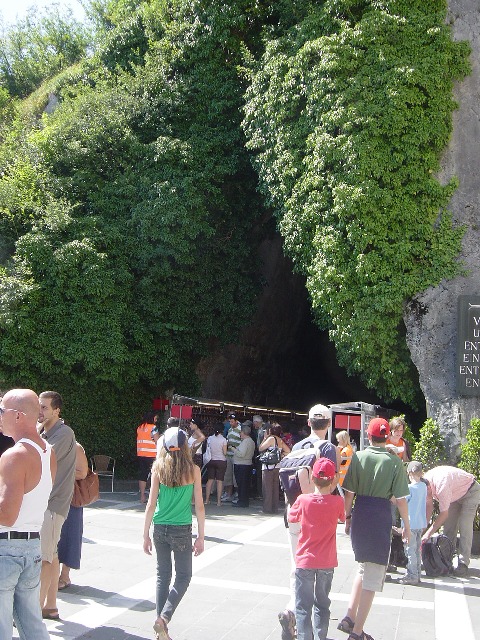 �|�X�g�C�i�ߓ���[Postojnska&nbsp;jama]