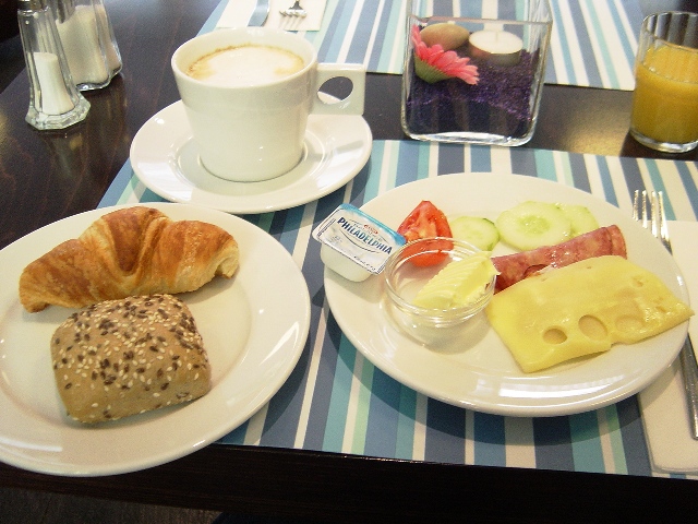 �x���u���[�c�F���g����[Belle&nbsp;Blue&nbsp;Zentrum]