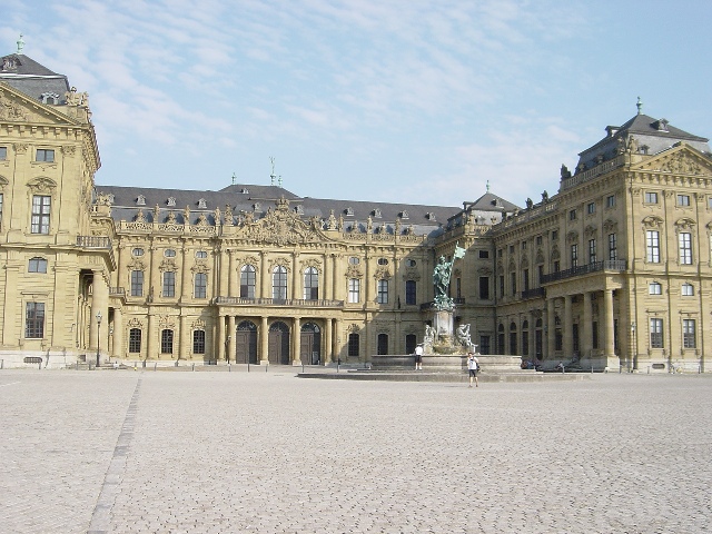 ���W�f���X[Residenz]