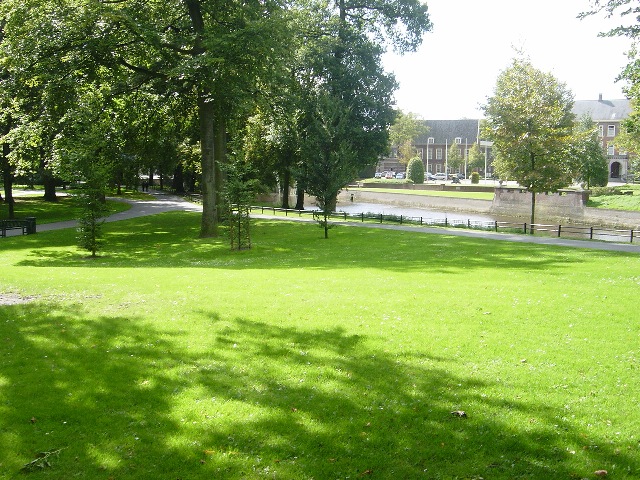 �t�@���P���x���N����[Park&nbsp;Valkenberg]