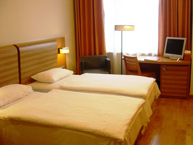 �A���x���g�z�e��[Albert&nbsp;Hotel]