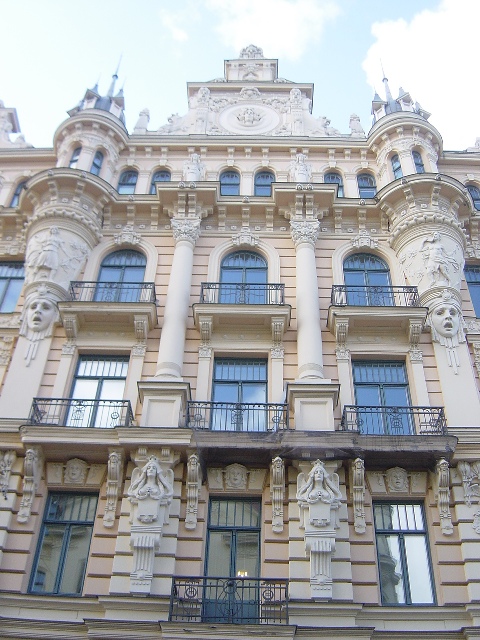 ���[�Q���g�V���e�B�[�����z�Q[Jūgenda&nbsp;Stila&nbsp;Nami]