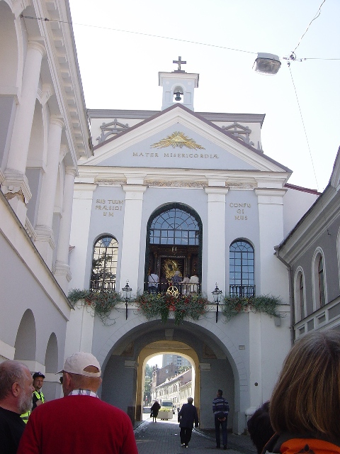 �閾���̖�[Aušros&nbsp;Vartai]