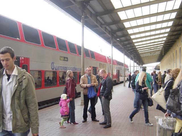 ���B���j���X�w[Vilniaus&nbsp;geležinkelio&nbsp;stotis]