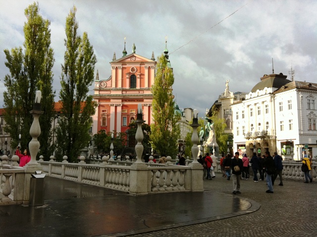 �O�{��[Tromostovje]