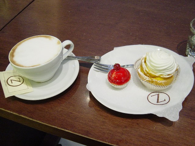 �U�i���j[Zanarini]